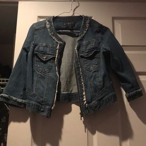Style and co zip crop Jean jacket